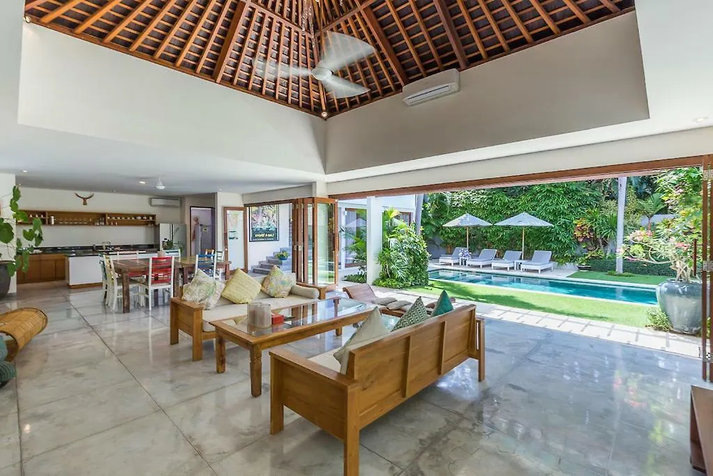 Villa Eight Senses Семиньяк